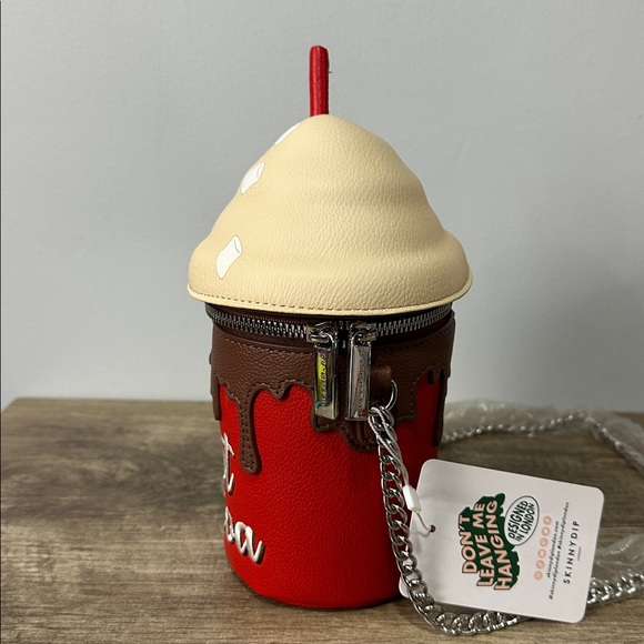 Skinny Dip London HOT COCOA Crossbody Chocolate Drip Chain Strap Purse NWT - Picture 4 of 8